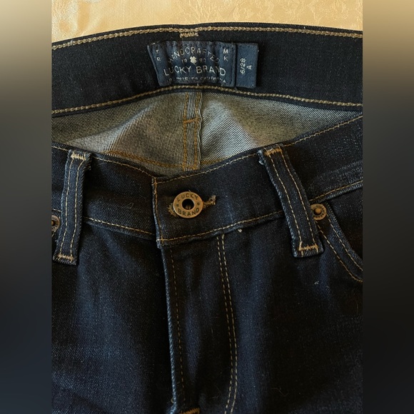 Lucky Jeans Charlie Skinny in Dark Denim Size 6 / 28 - Picture 2 of 6